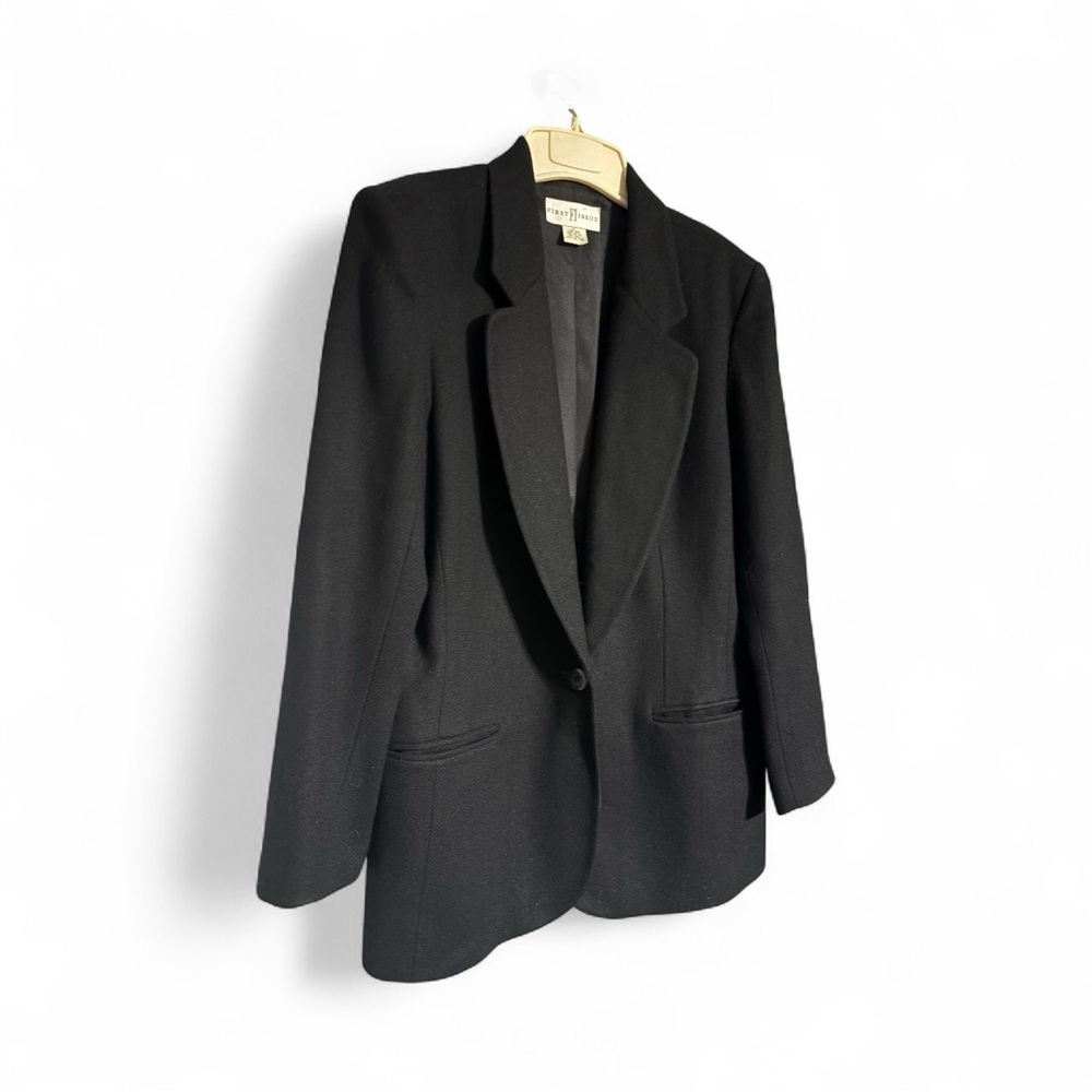 Vintage First Issue Black 100% Wool Blazer by Liz Claiborne Made in USA 6